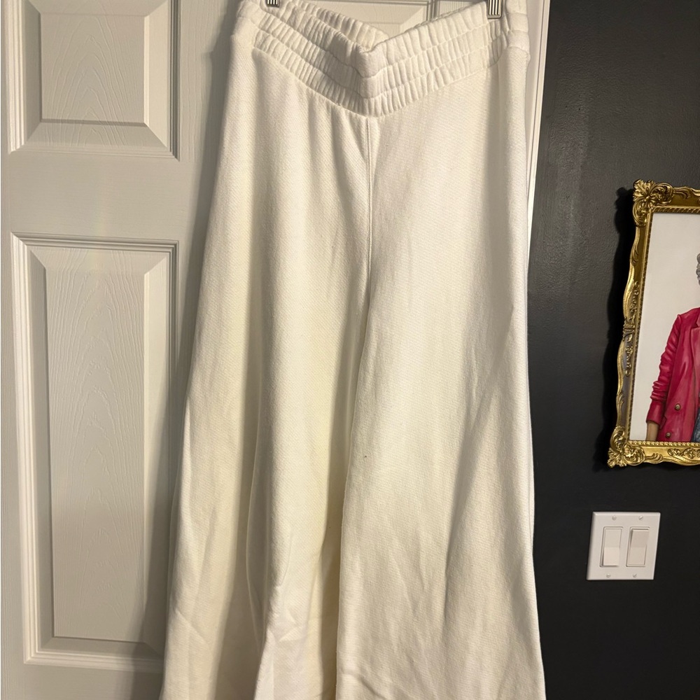 Anthropologie Lilka cream wide leg sweatpants